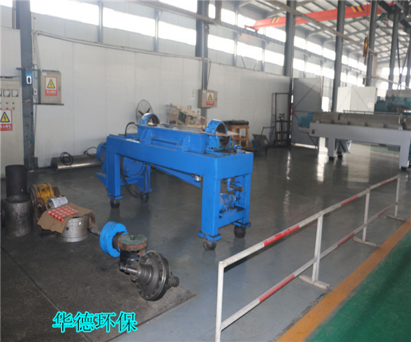 華德環保維修臥螺離心機和發展歷史